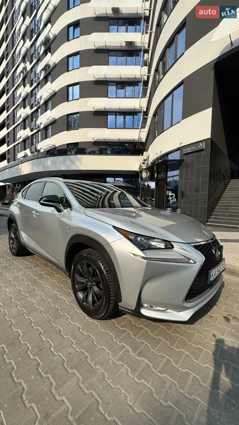Lexus NX, 2016