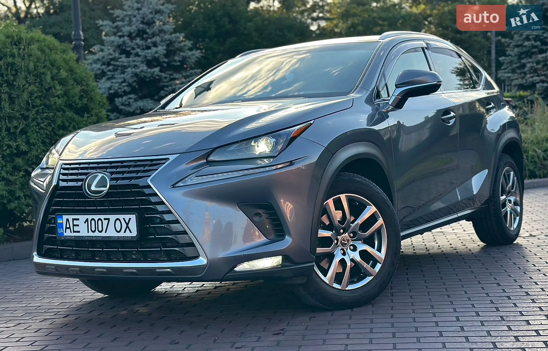 Lexus NX, 2017