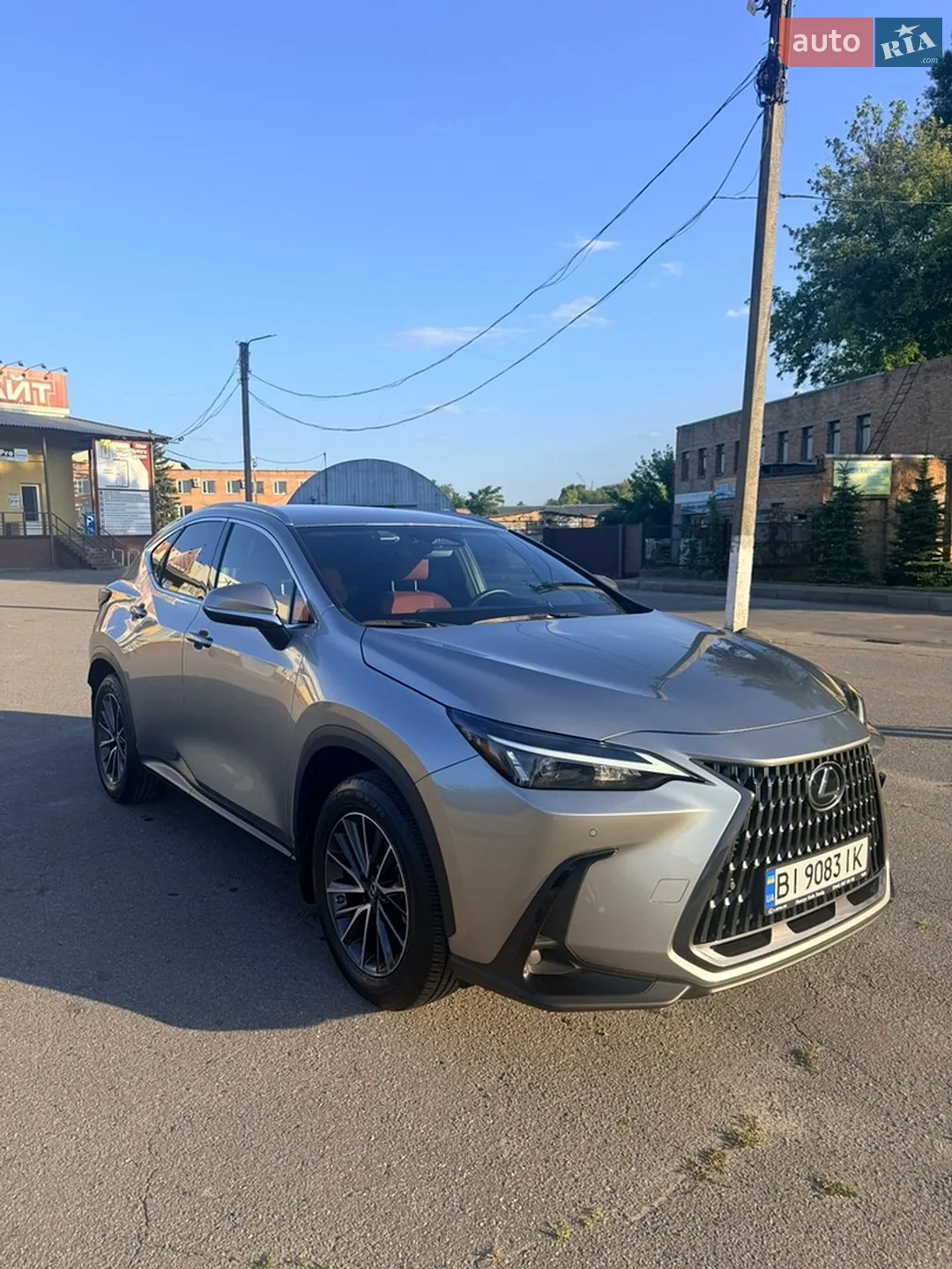 Lexus NX, 2022