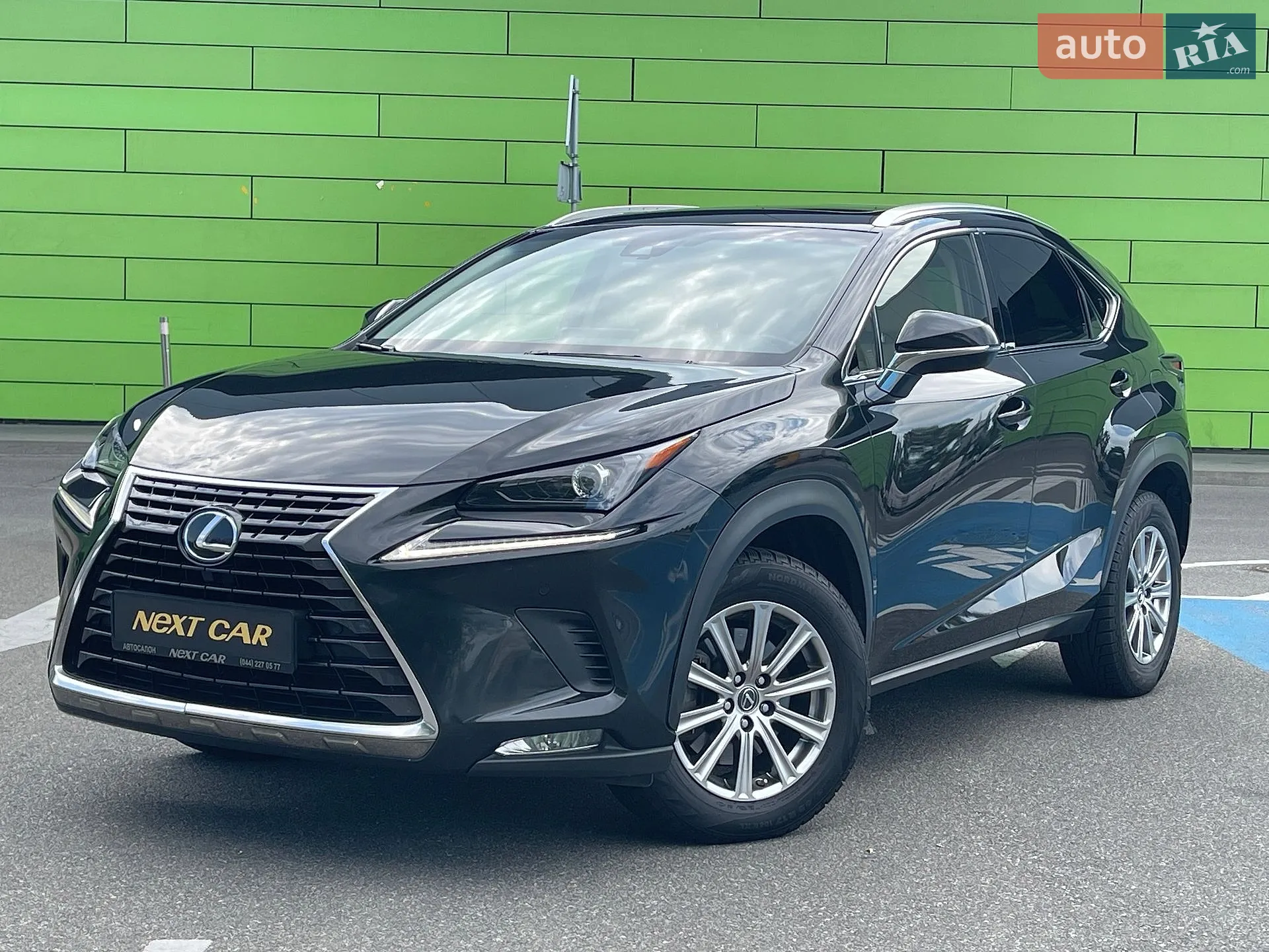 Lexus NX, 2018