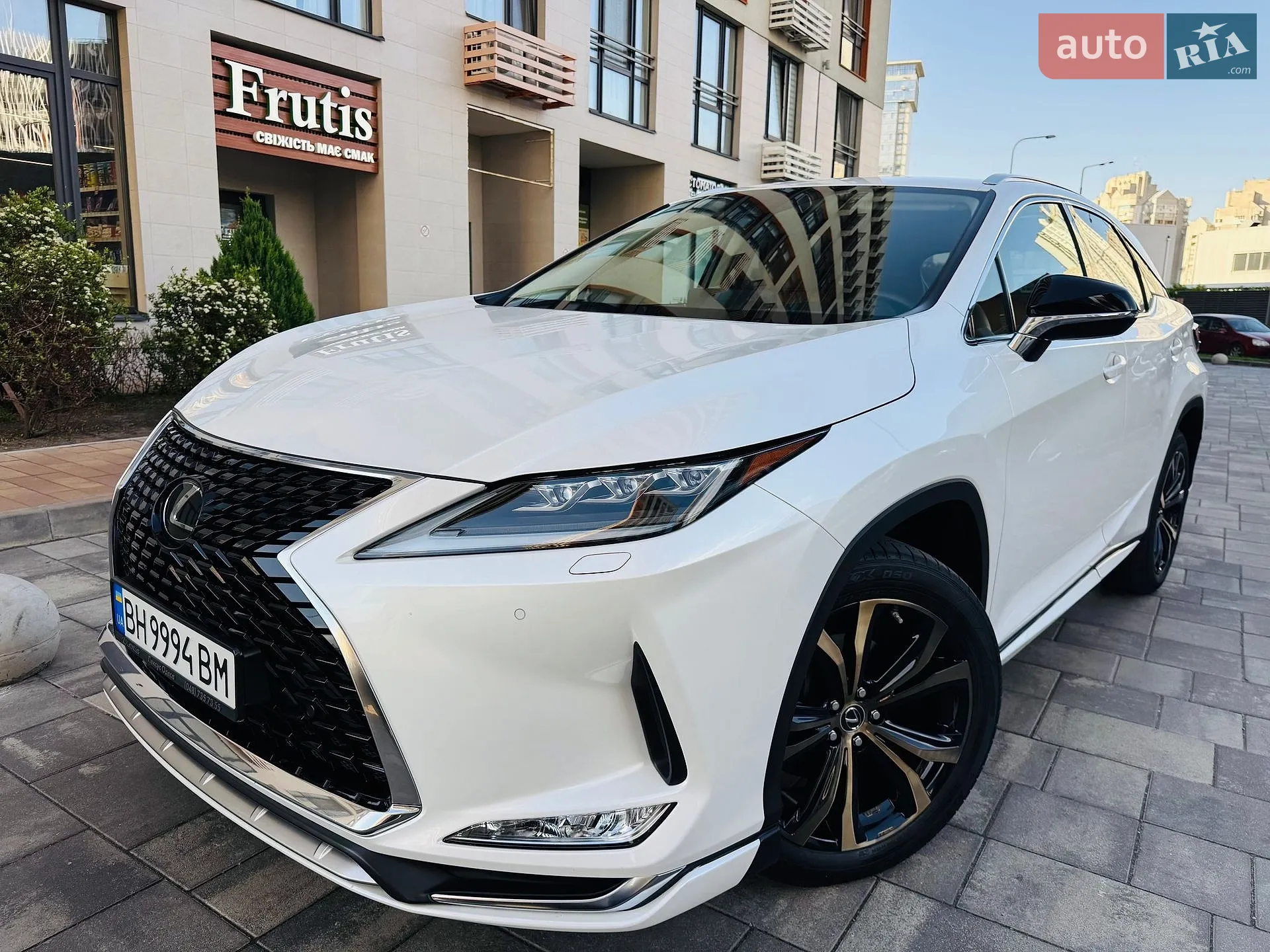 Lexus RX, 2020