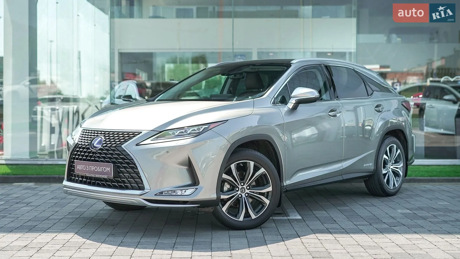 Lexus RX, 2021