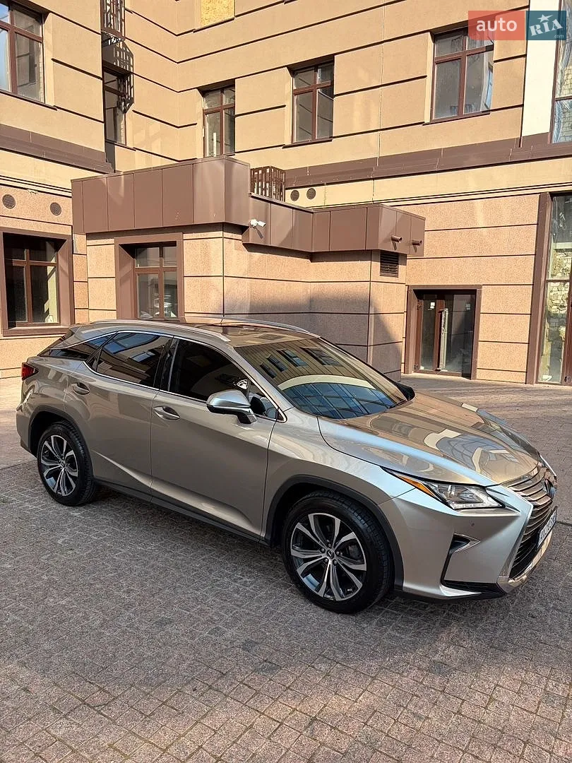 Lexus RX, 2019