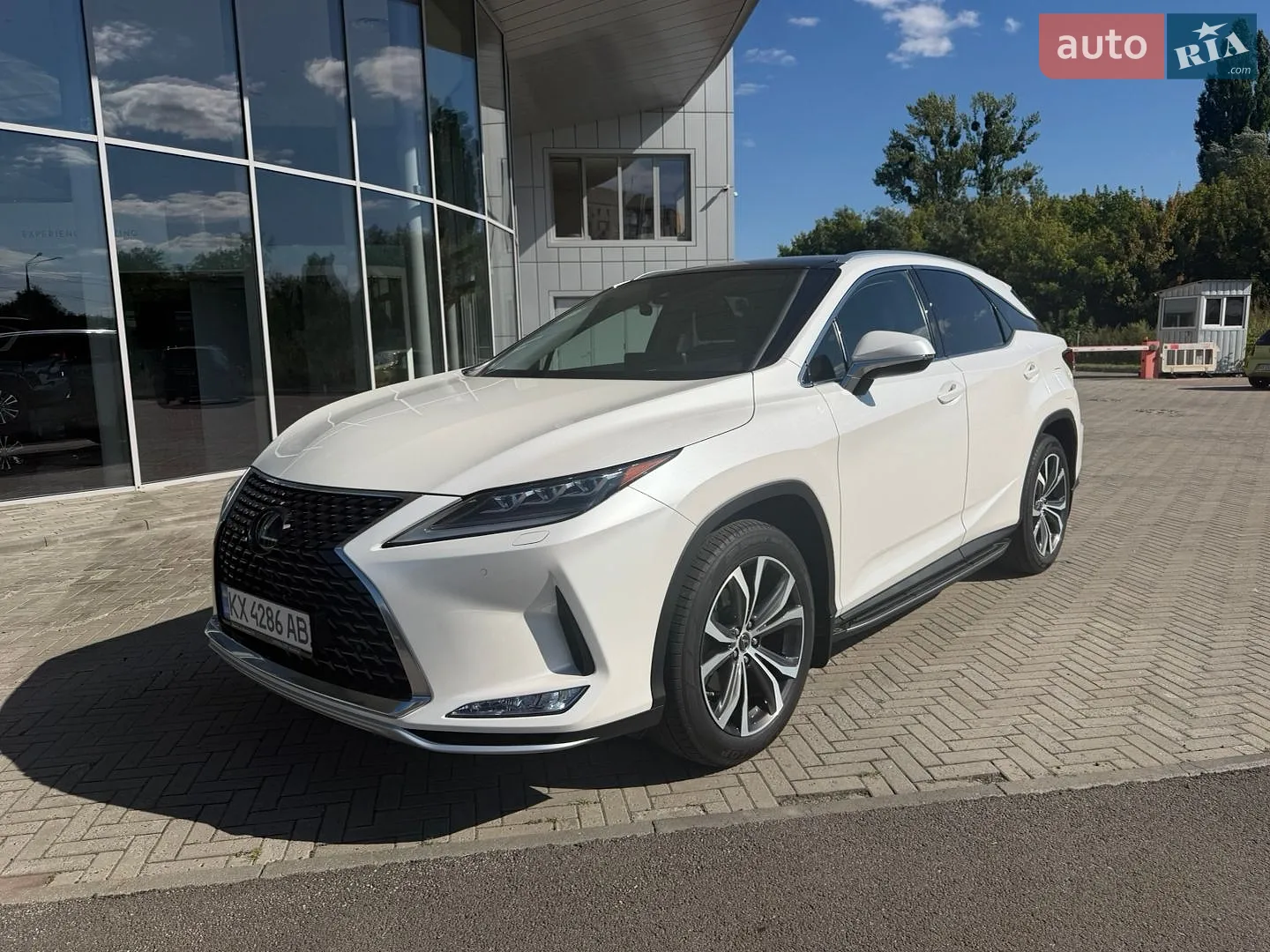 Lexus RX, 2020