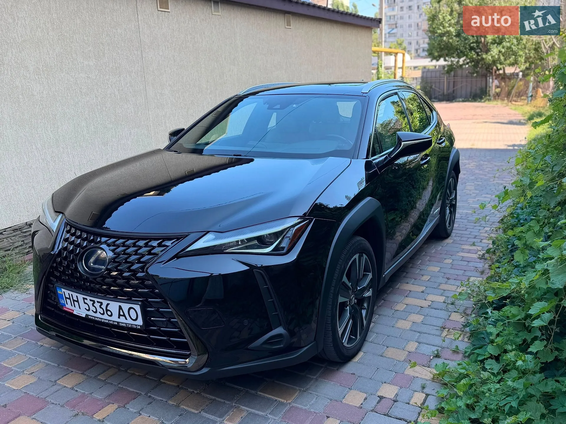 Lexus UX, 2018