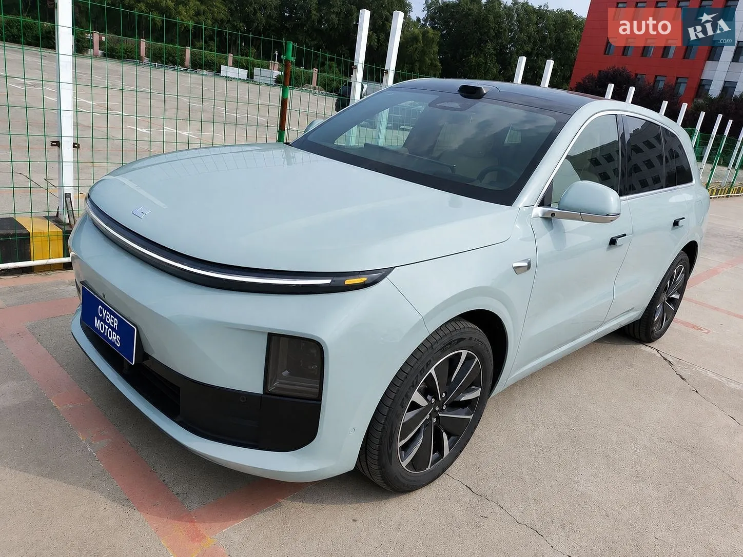Li Auto L6, 2025