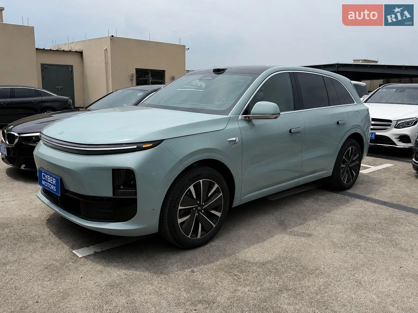 Li Auto L6, 2025