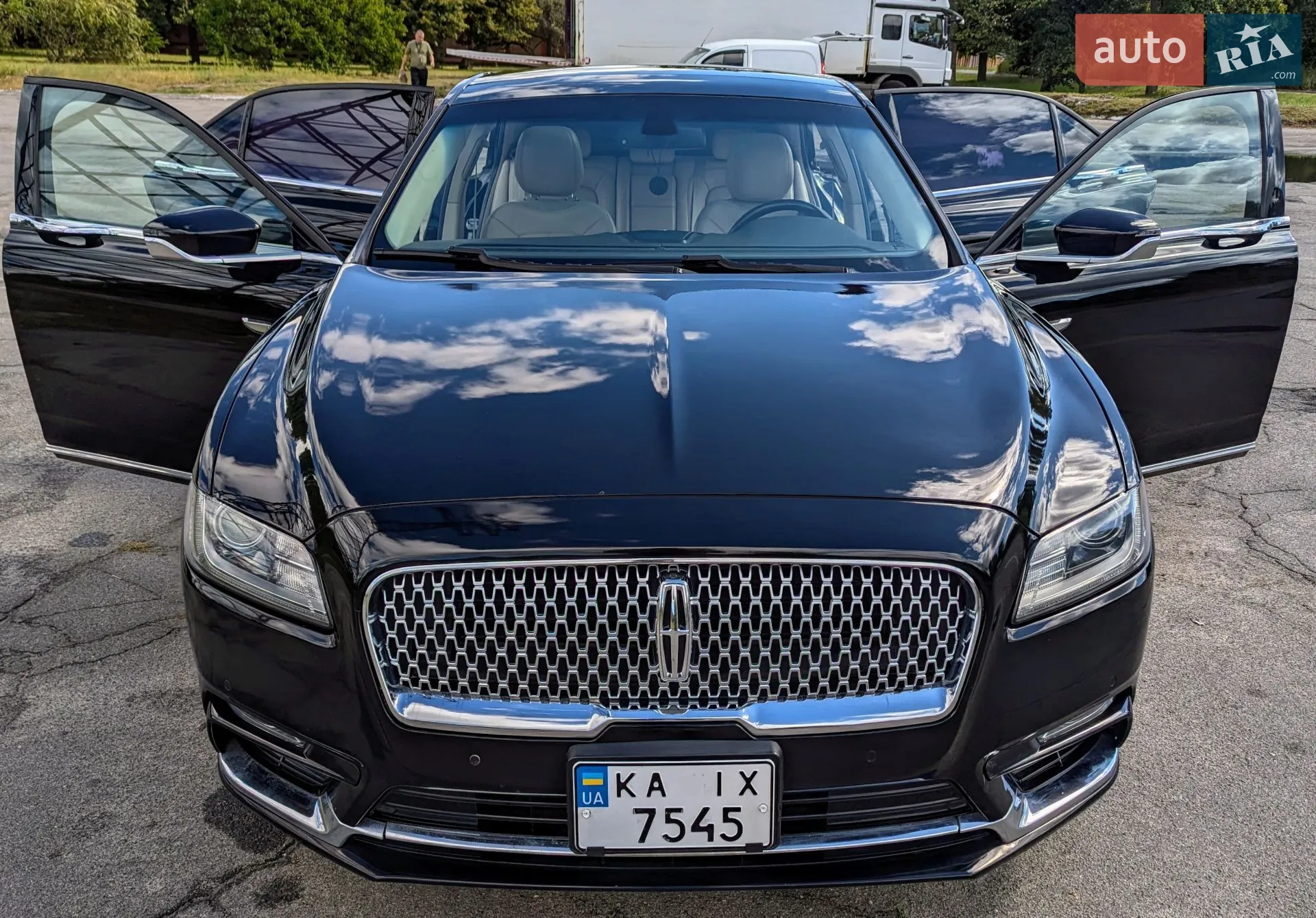 Lincoln Continental, 2016