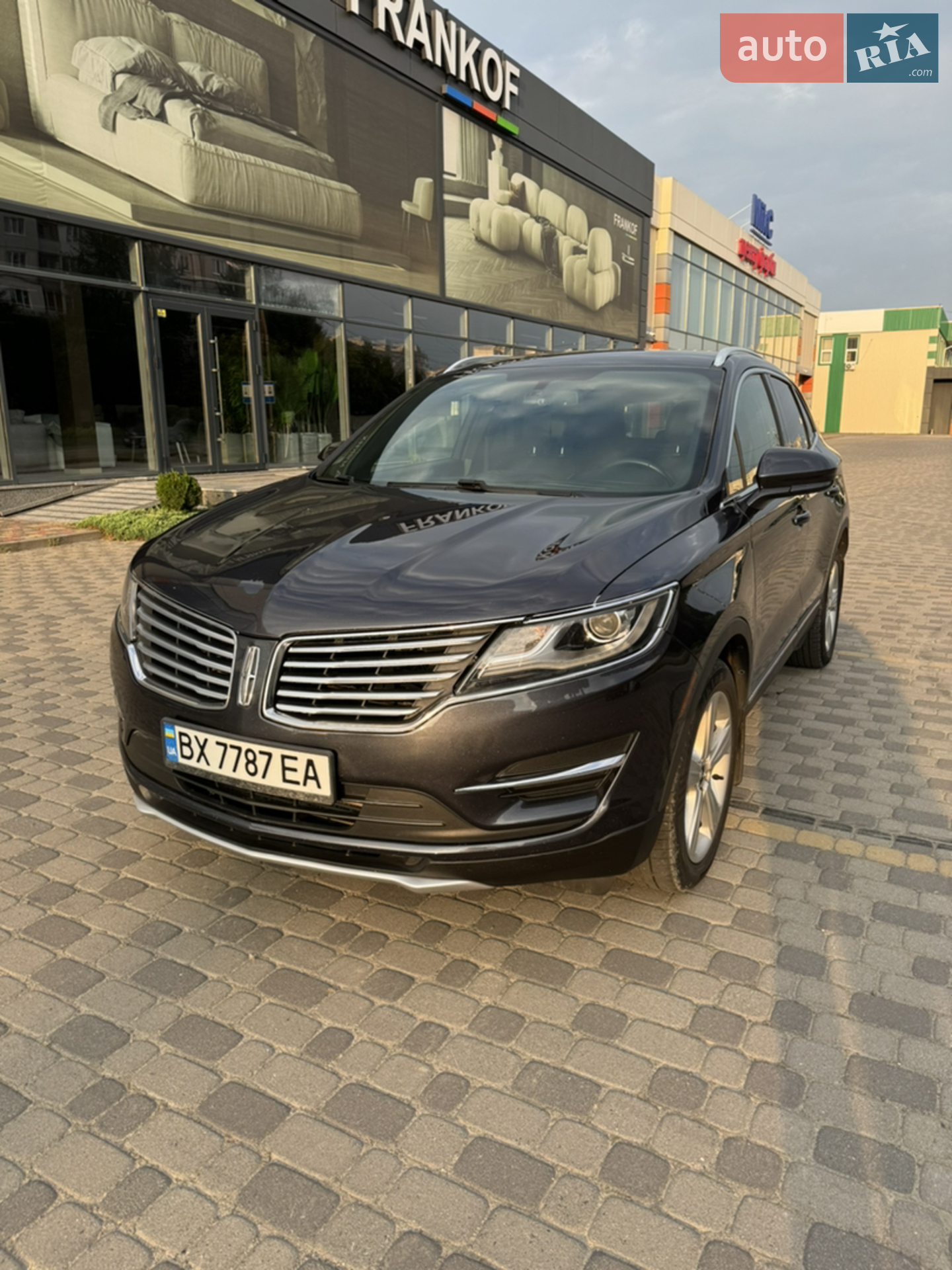 Lincoln MKC, 2015