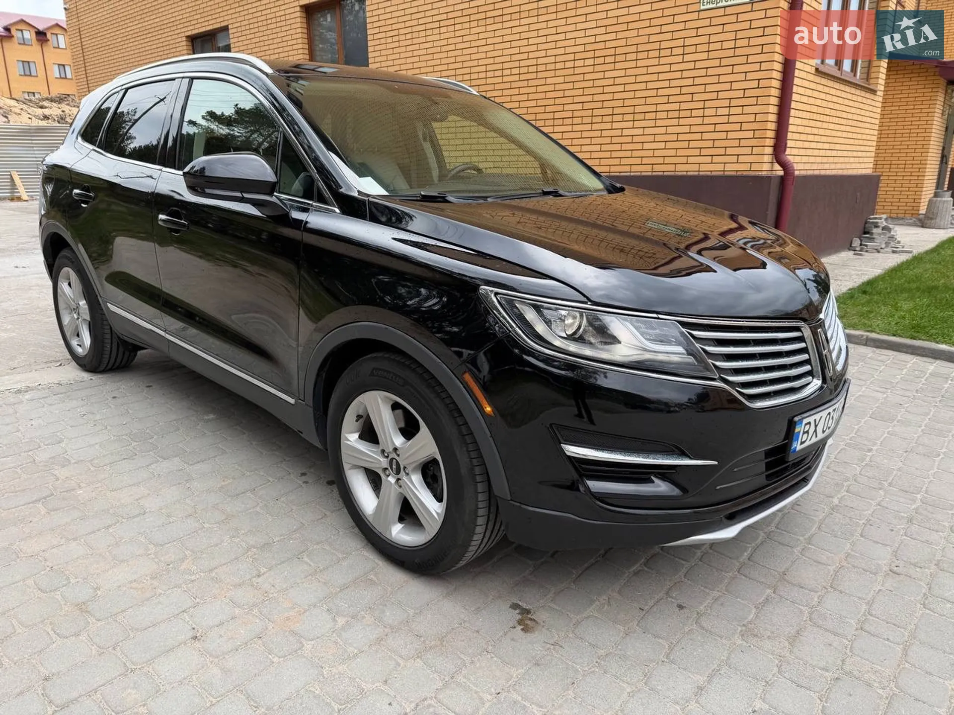 Lincoln MKC, 2016