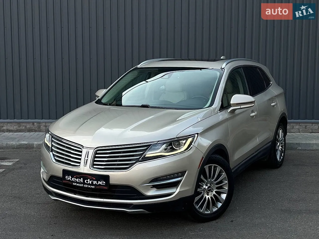 Lincoln MKC, 2017