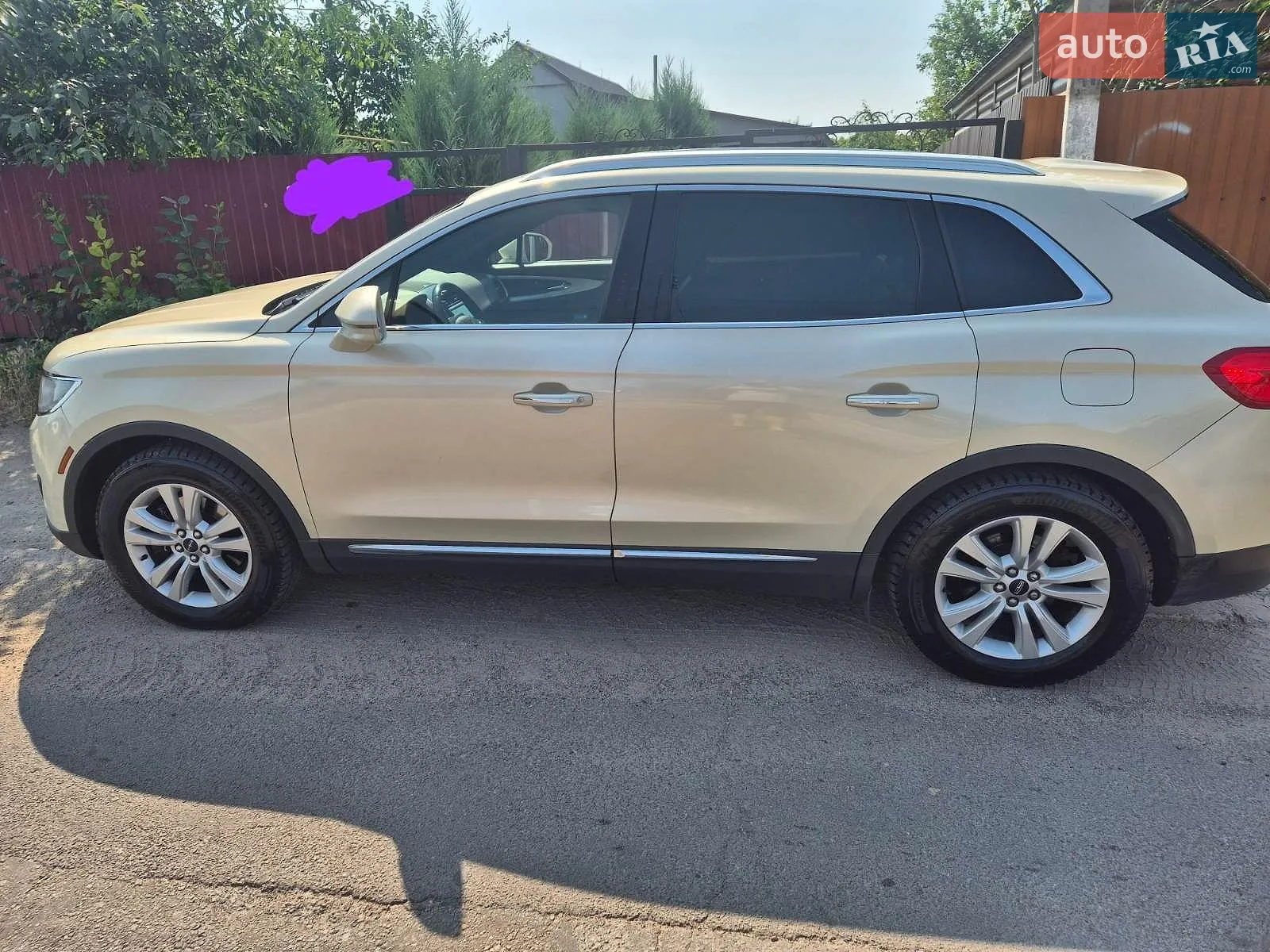 Lincoln MKX, 2016
