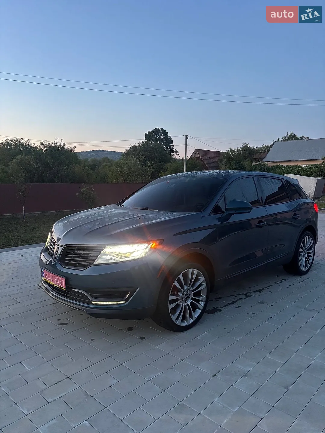 Lincoln MKX, 2016