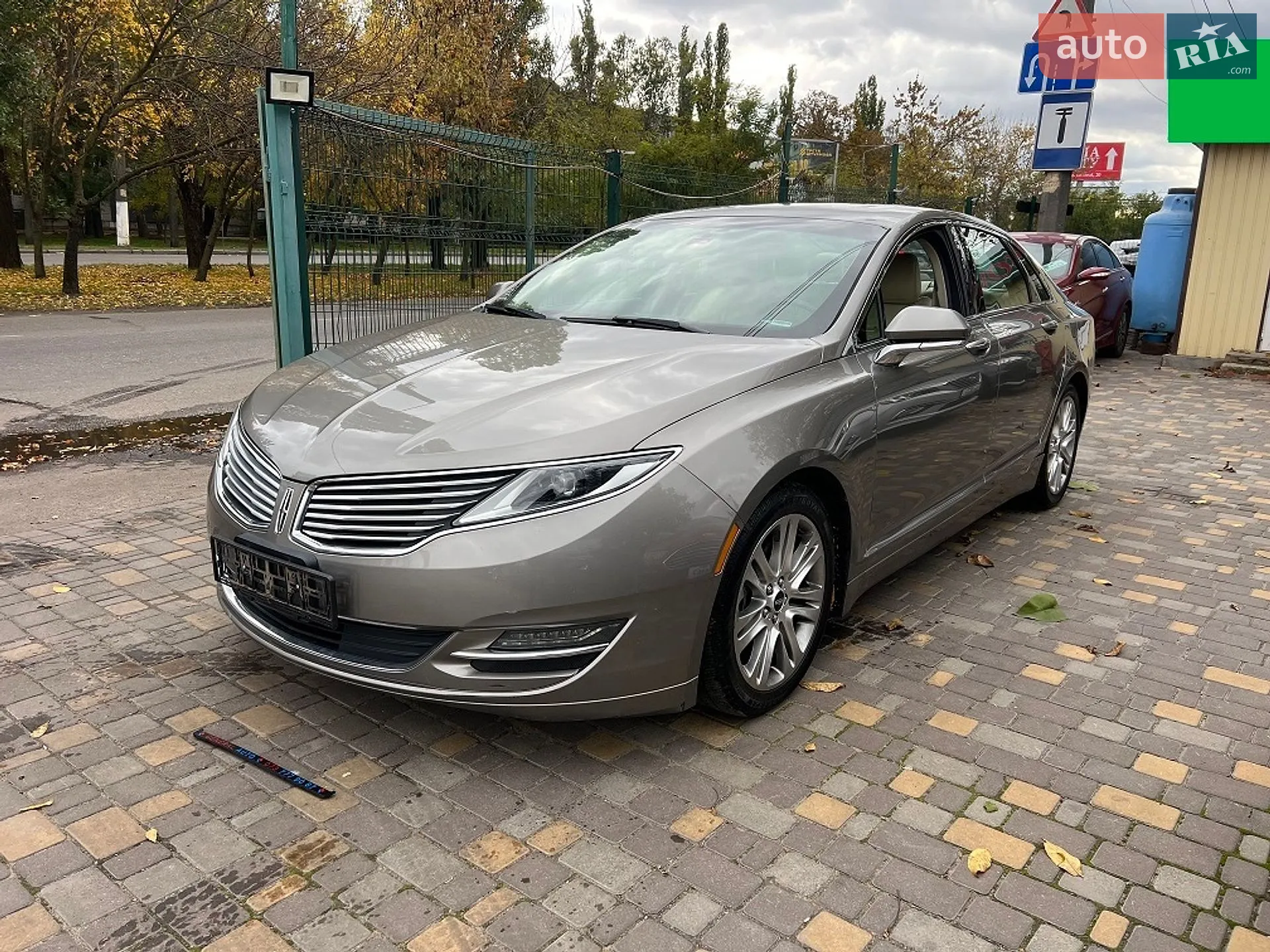 Lincoln MKZ, 2015