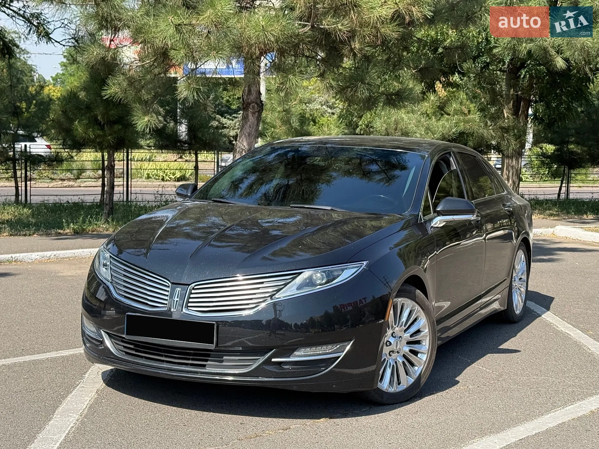 Lincoln MKZ, 2014