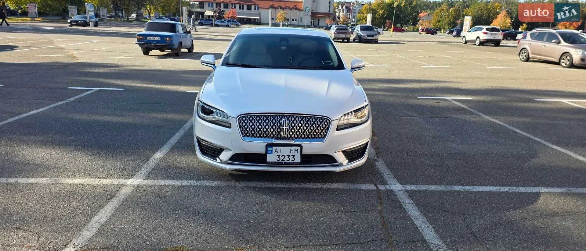 Lincoln MKZ, 2016