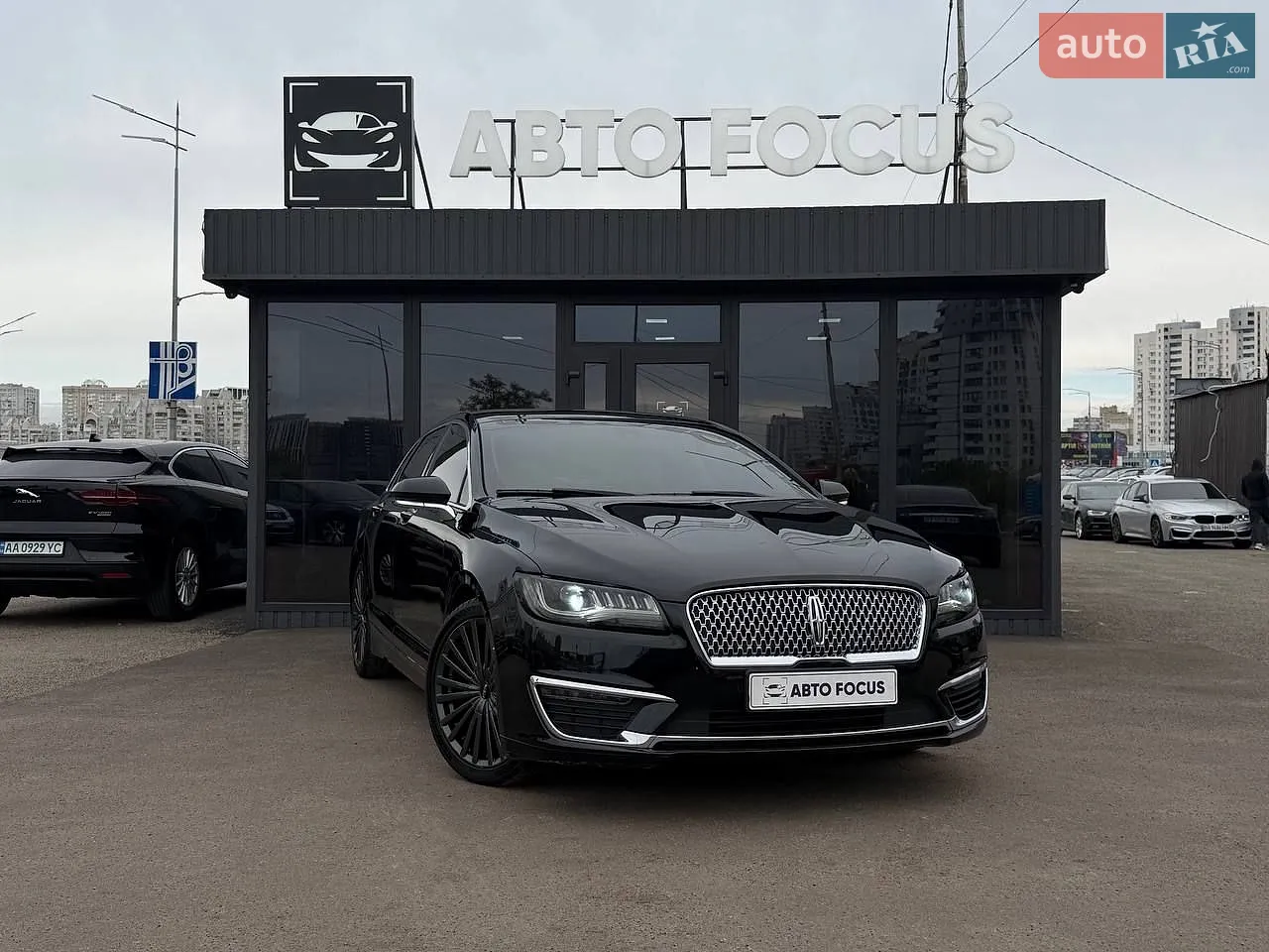 Lincoln MKZ, 2017