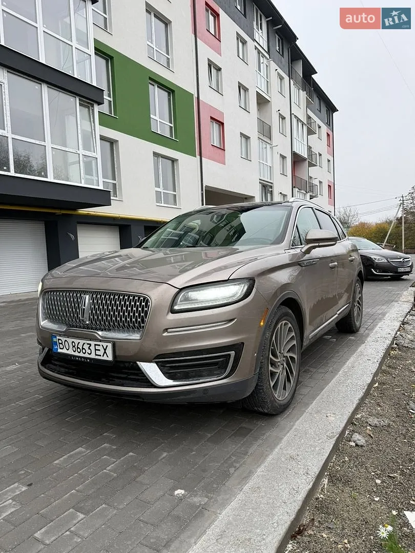 Lincoln Nautilus, 2020