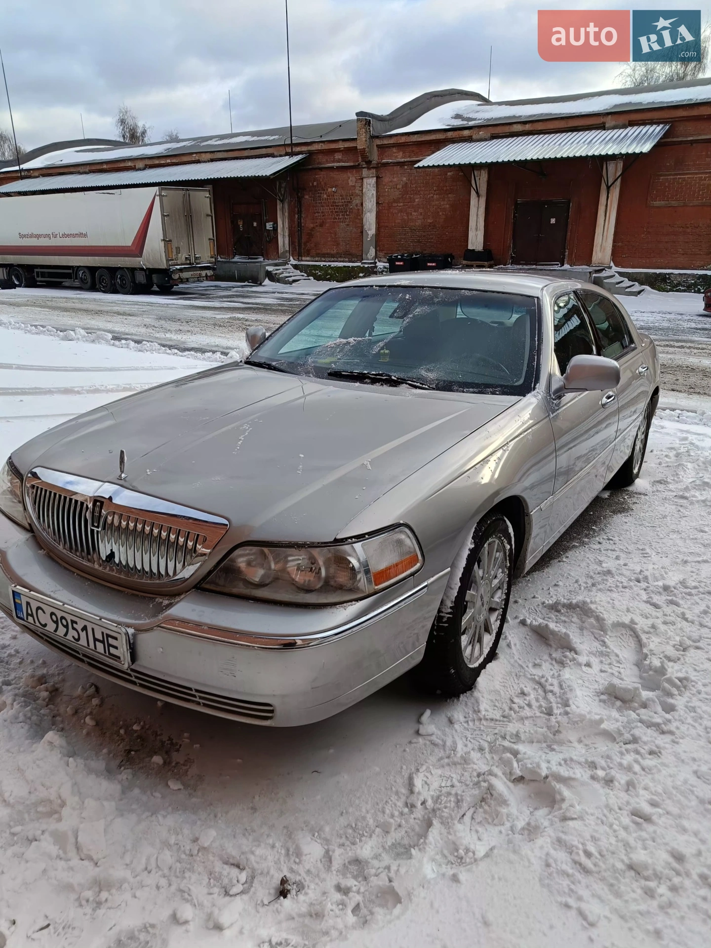 Lincoln Town Car, 2006