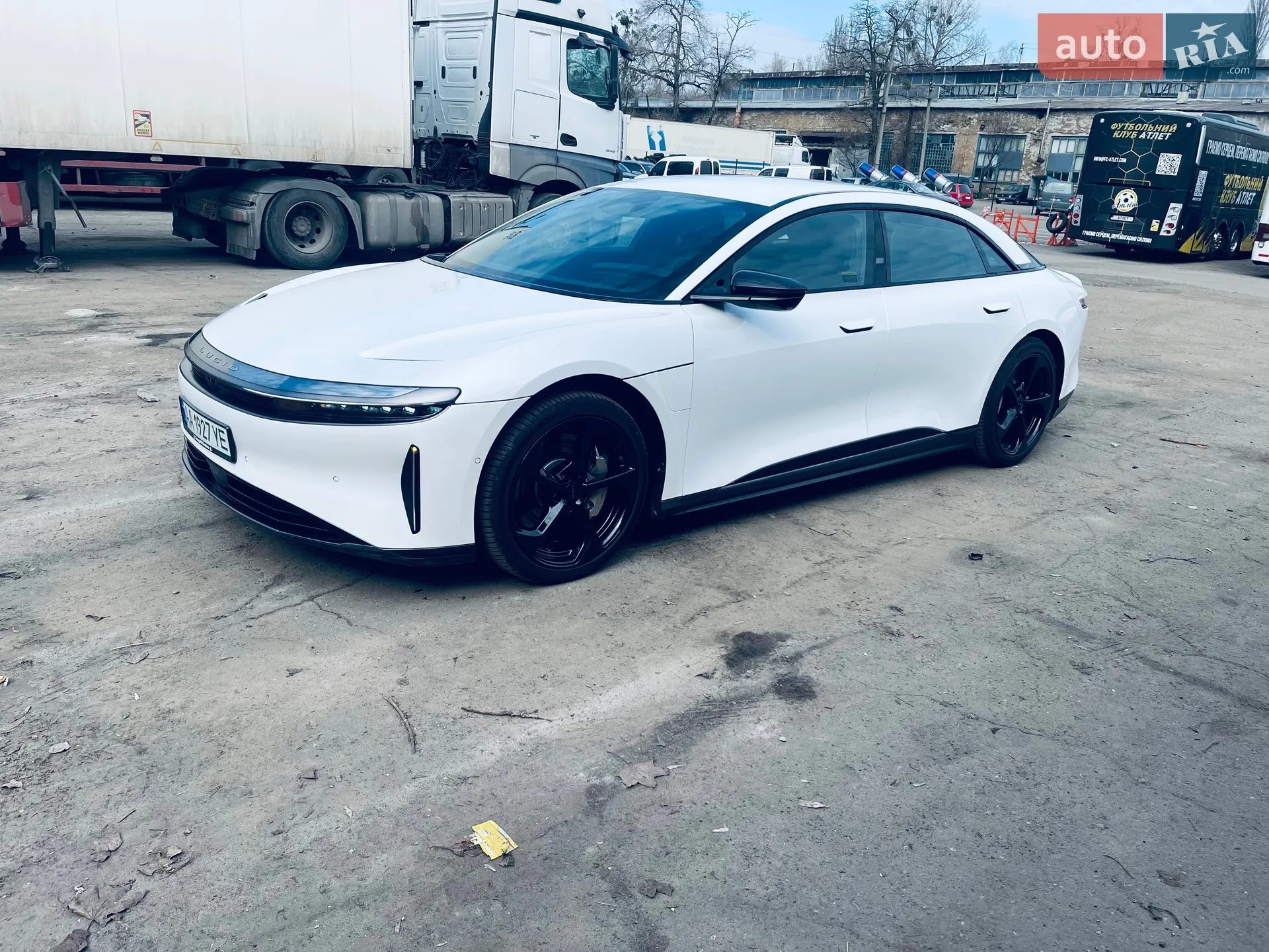 Lucid Air, 2024