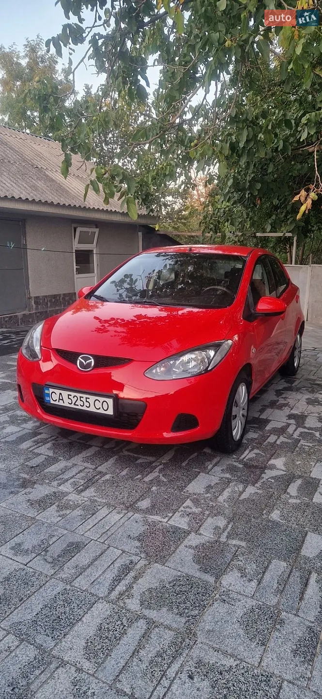Mazda 2, 2009