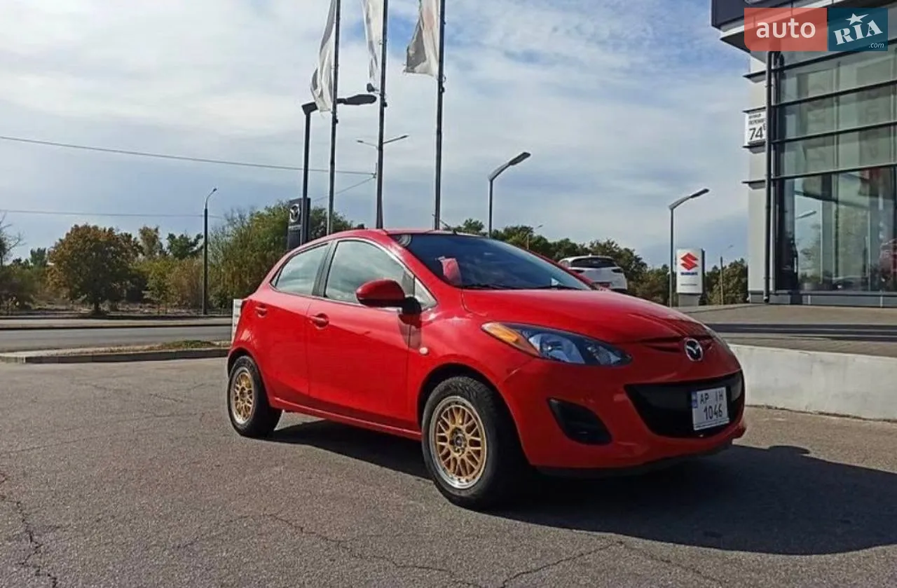 Mazda 2, 2013