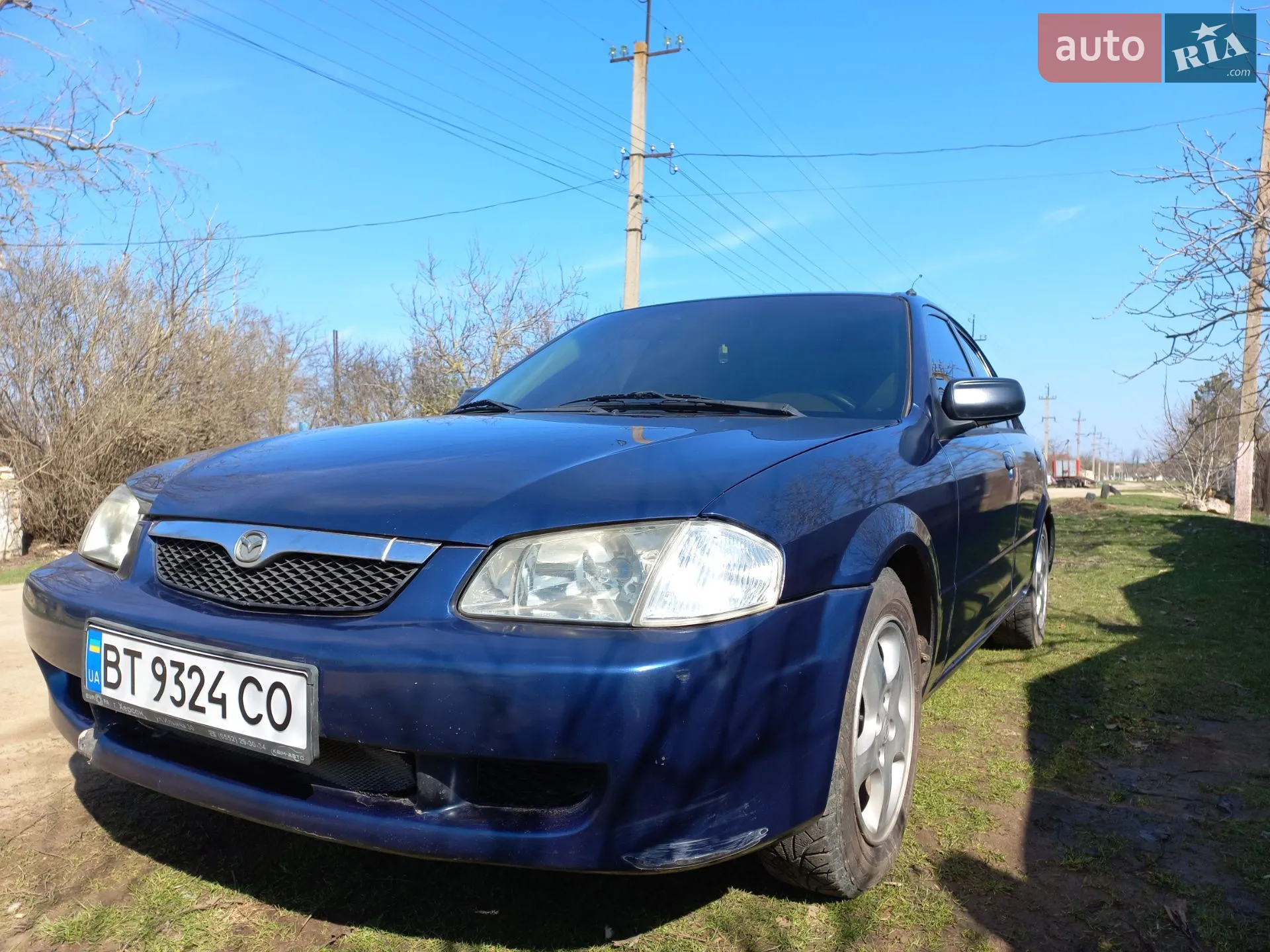 Mazda 323, 2000