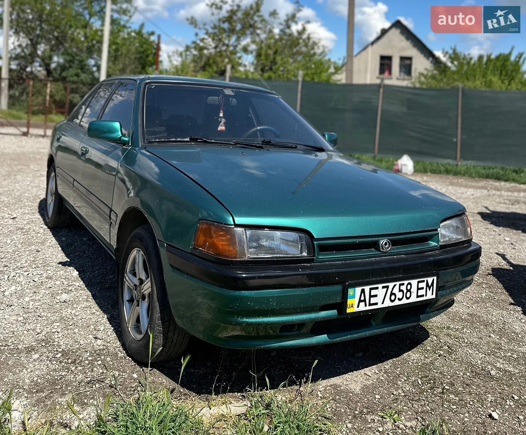 Mazda 323, 1995