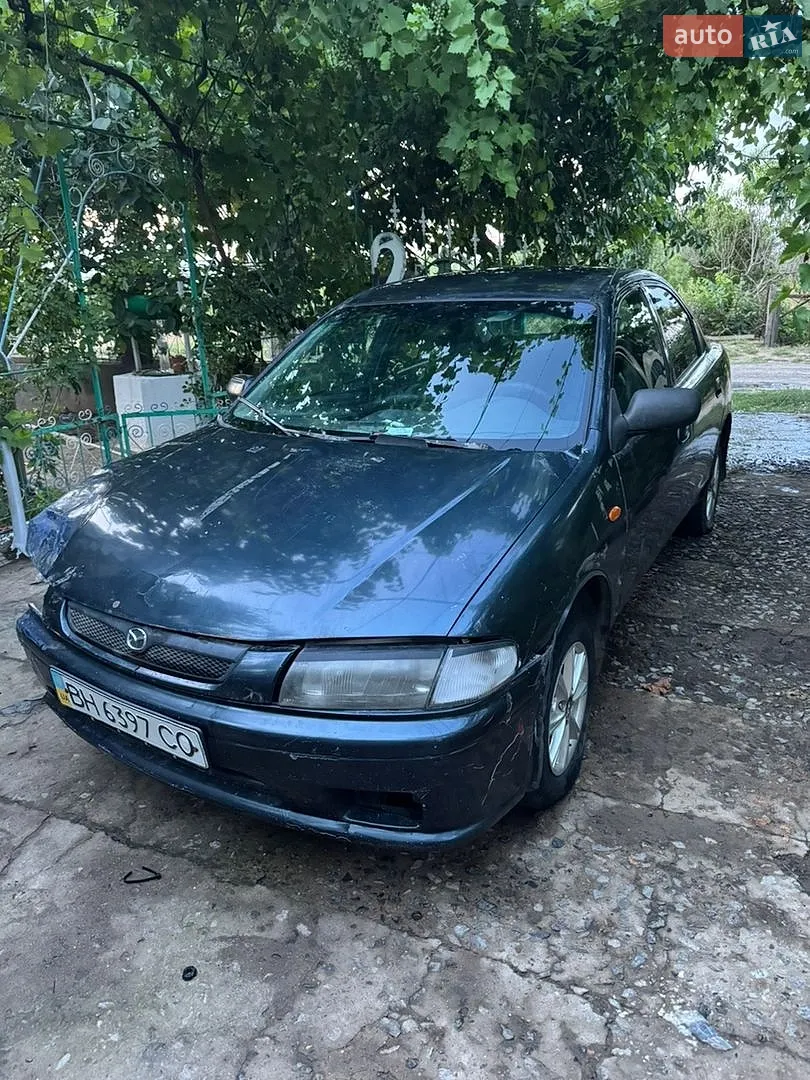 Mazda 323, 1997