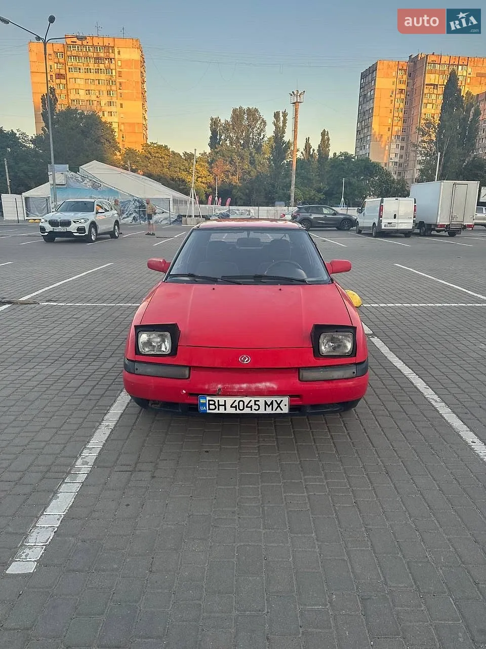 Mazda 323, 1991