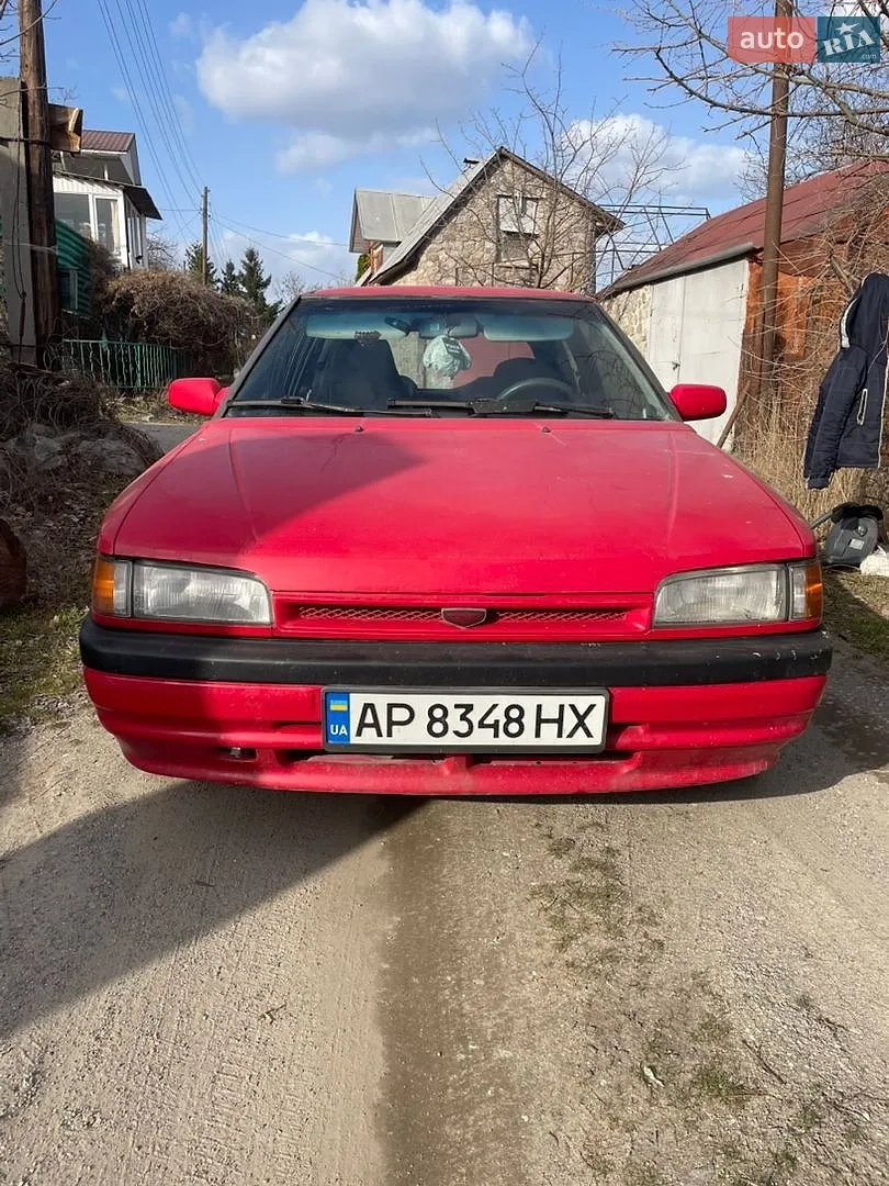 Mazda 323, 1993