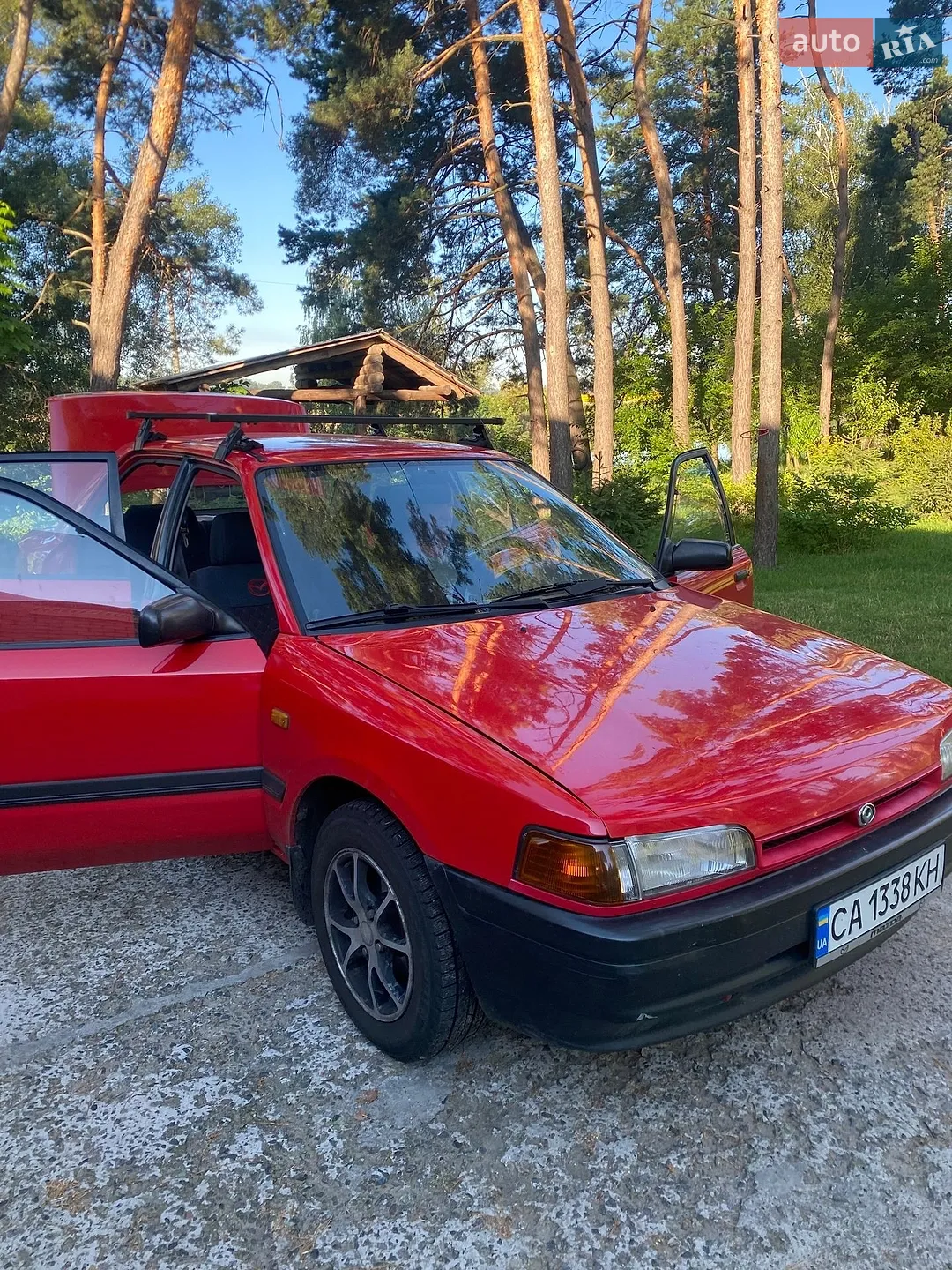Mazda 323, 1994