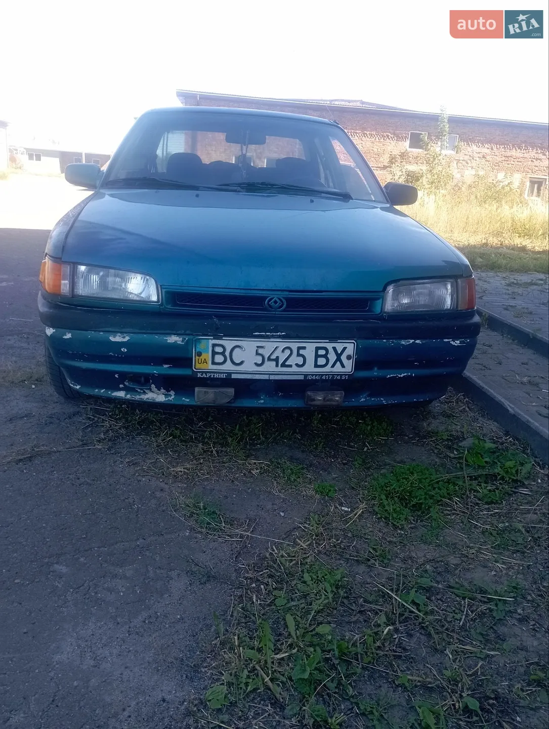 Mazda 323, 1993