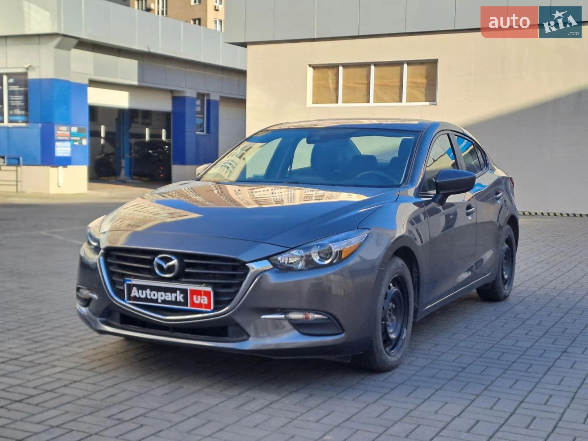 Mazda 3, 2018