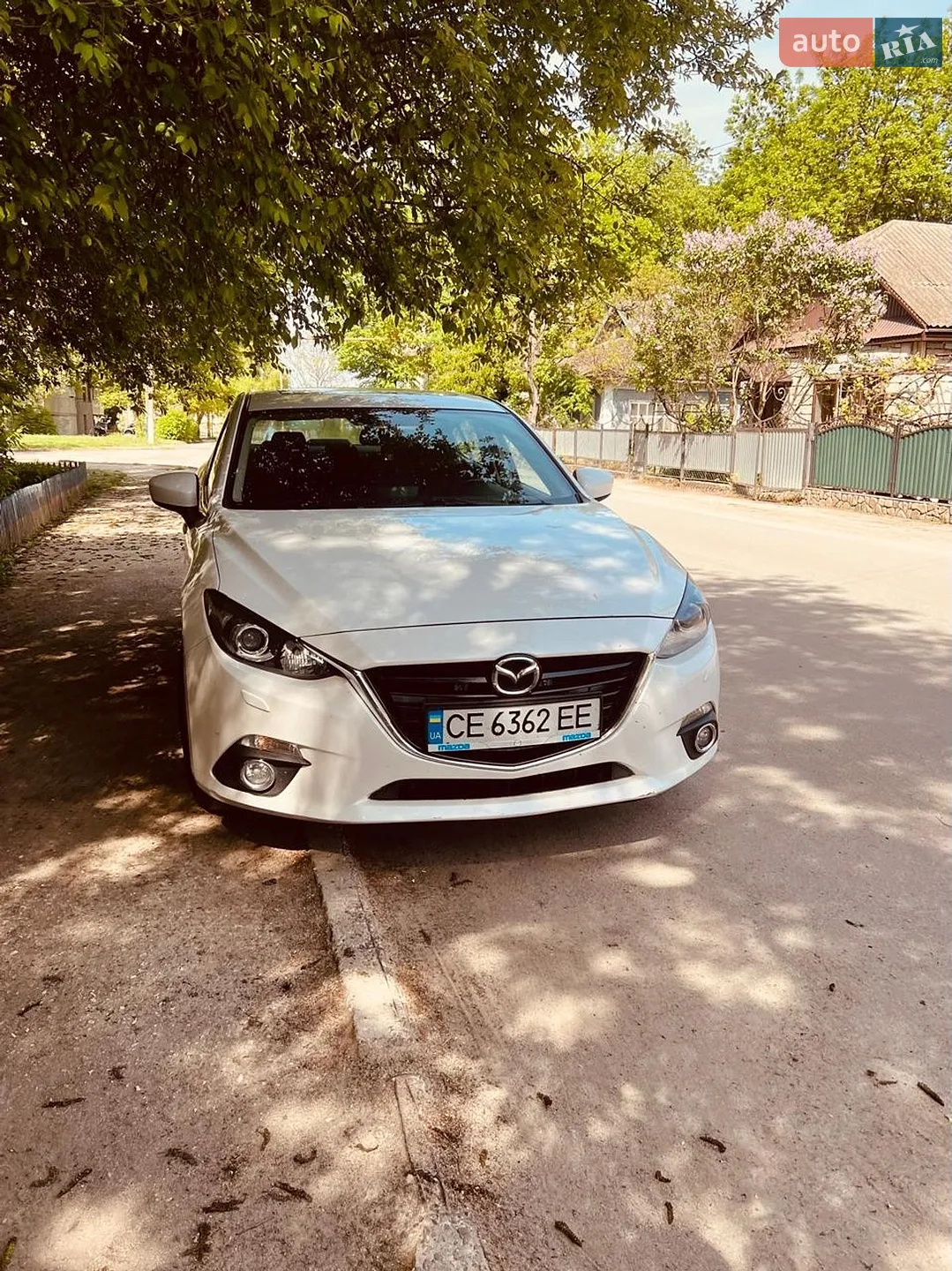Mazda 3, 2015