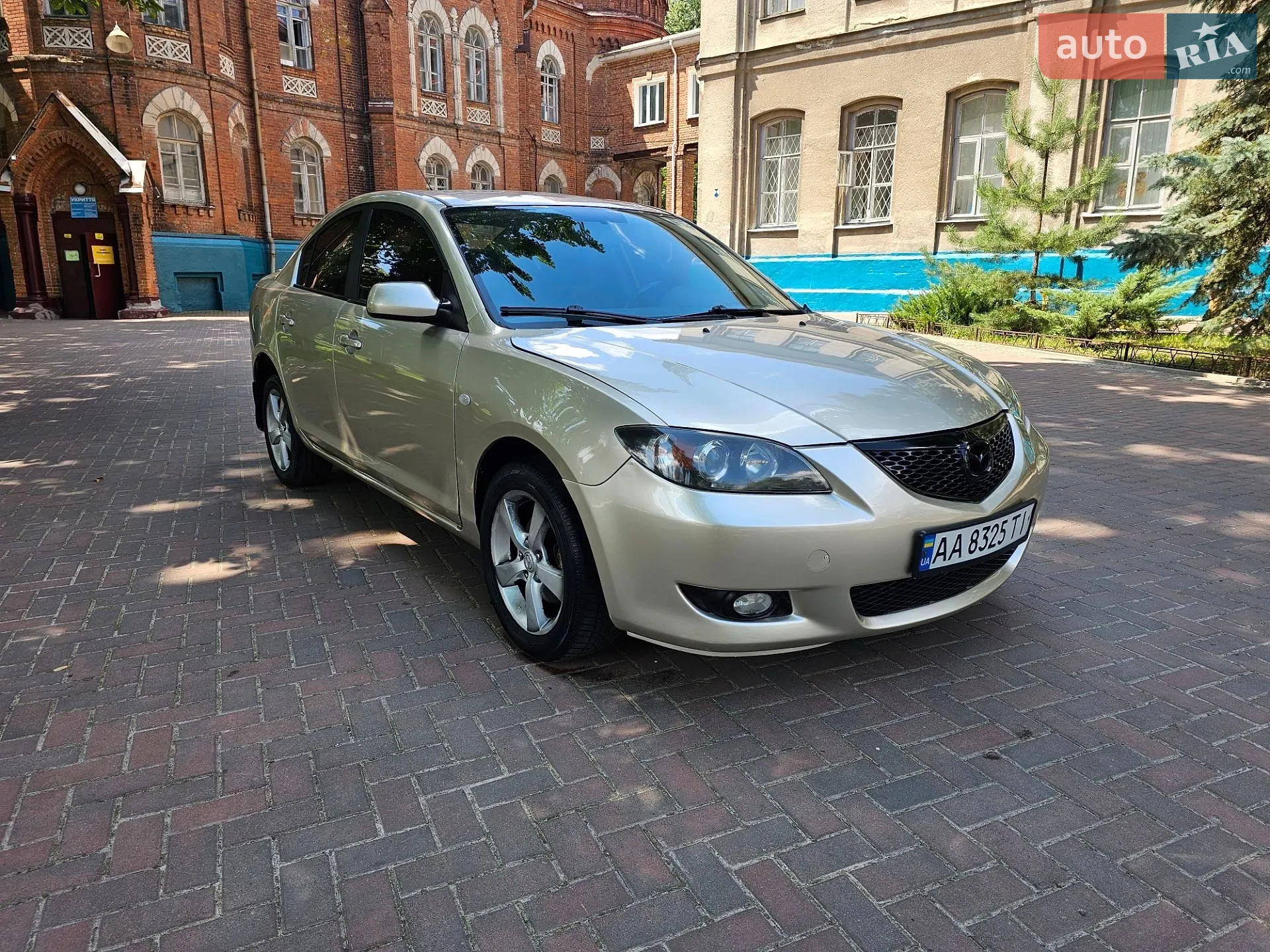 Mazda 3, 2004