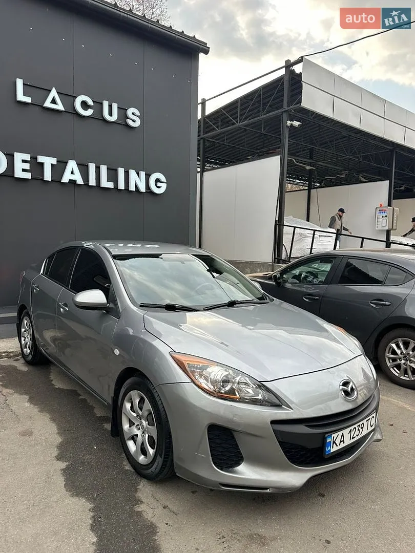 Mazda 3, 2012