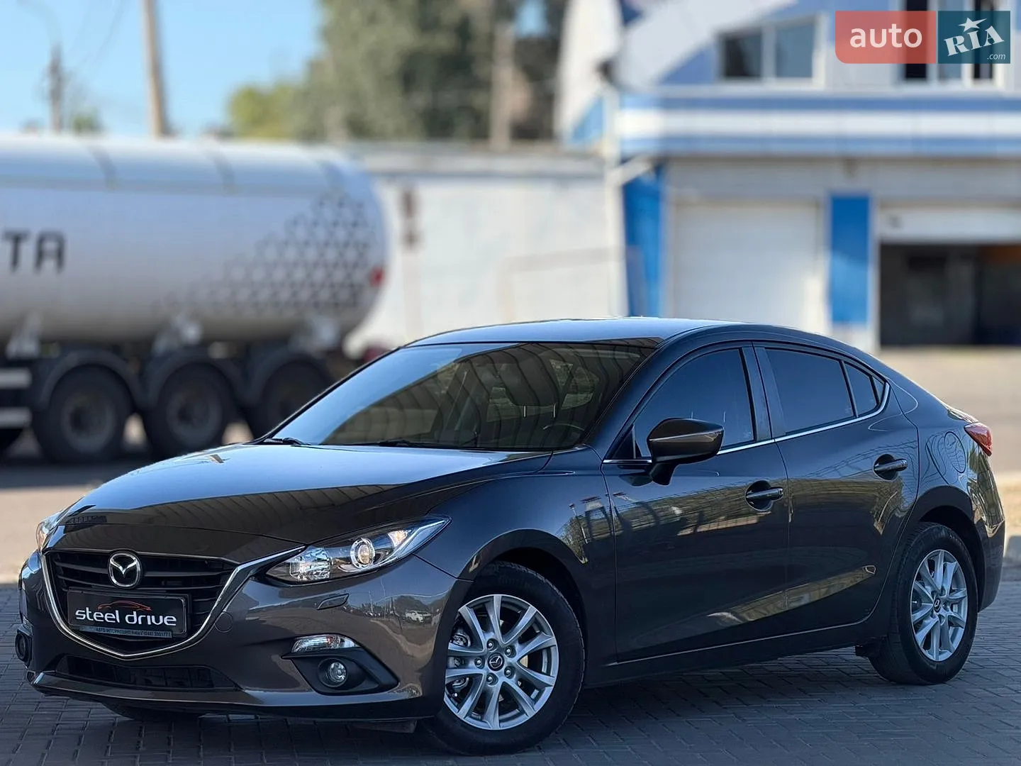 Mazda 3, 2016