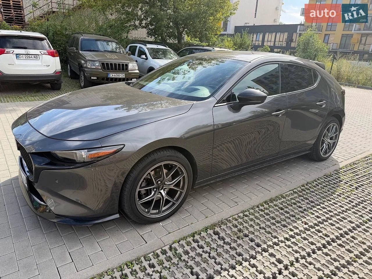Mazda 3, 2023