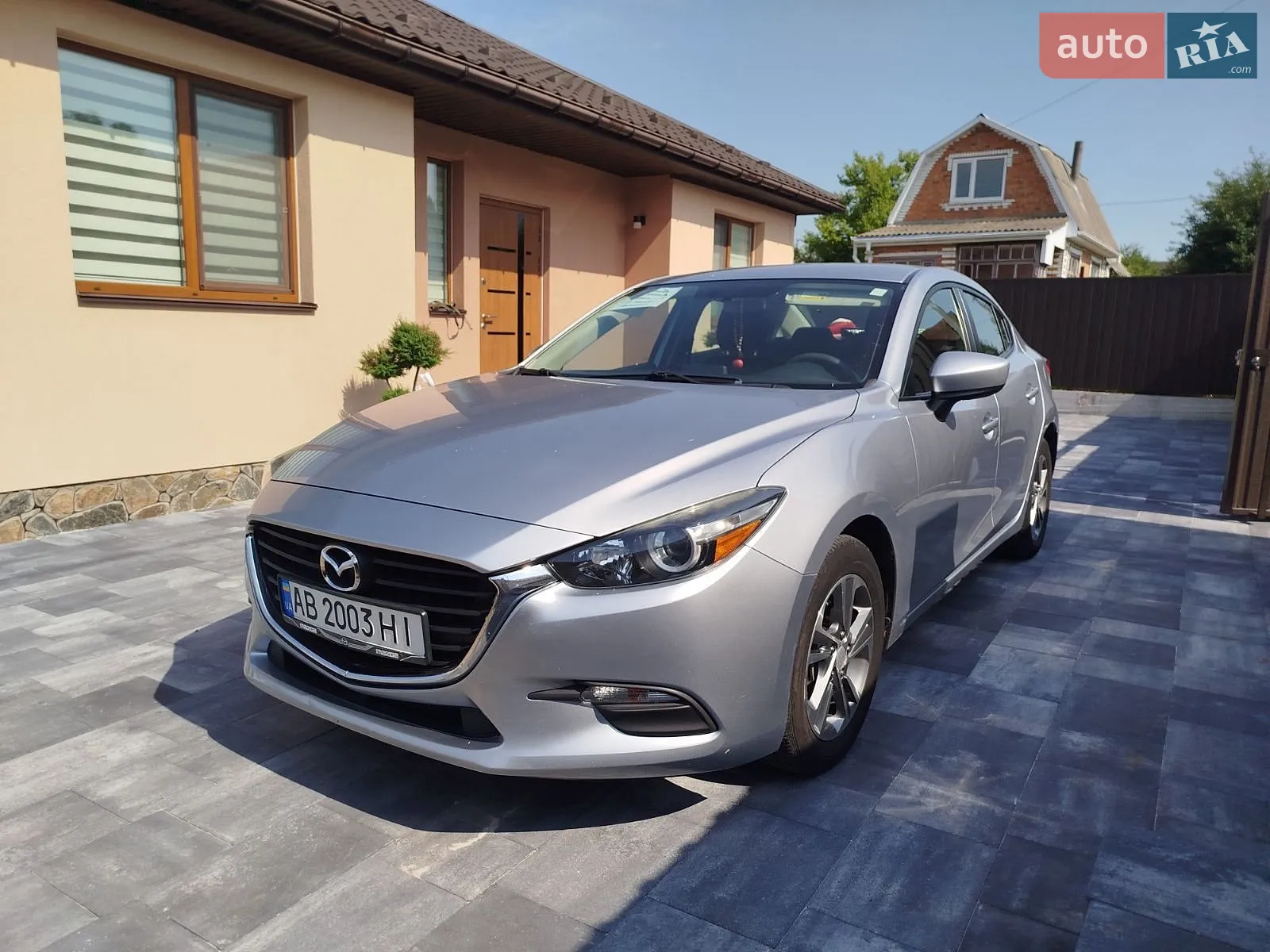 Mazda 3, 2016