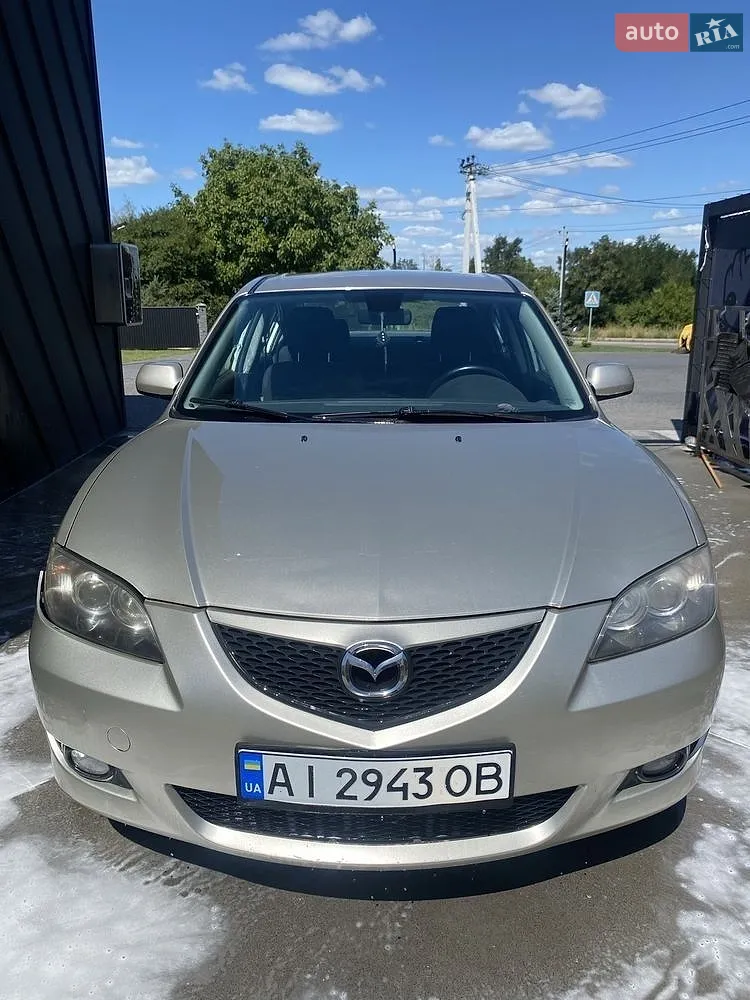 Mazda 3, 2004