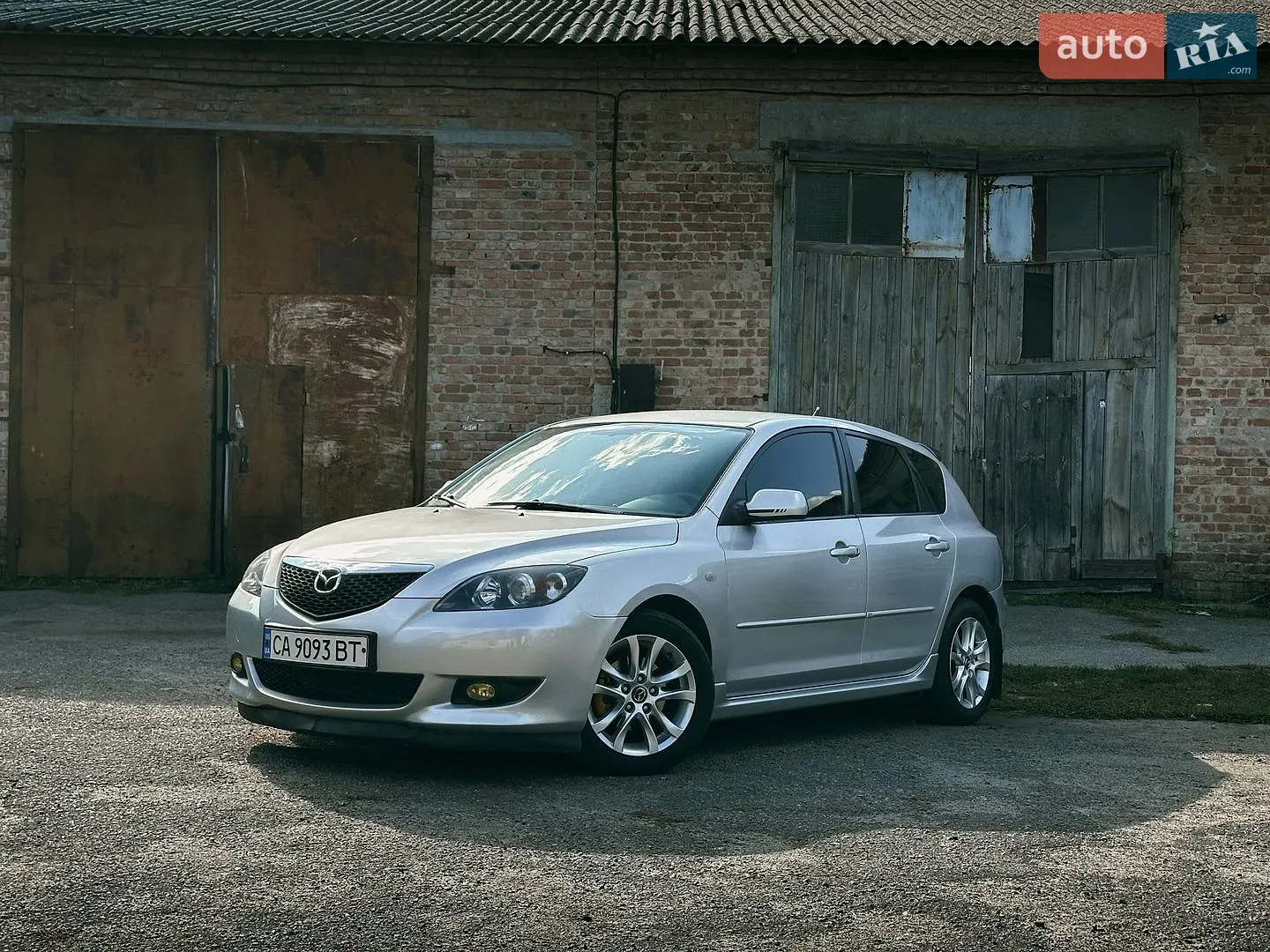Mazda 3, 2003