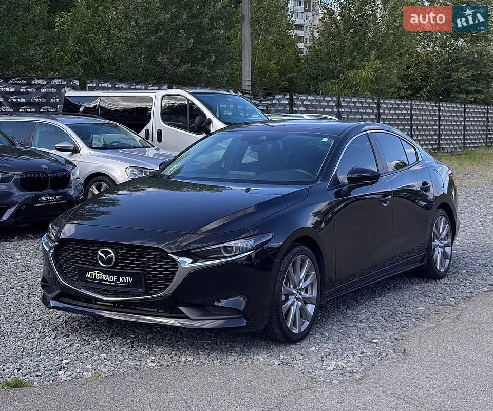 Mazda 3, 2022