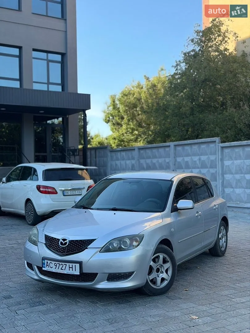 Mazda 3, 2005