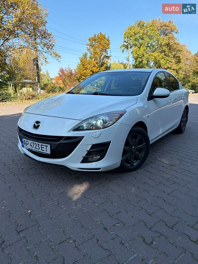 Mazda 3, 2010