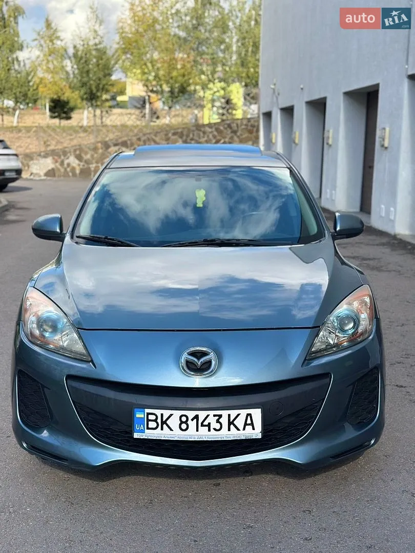 Mazda 3, 2012