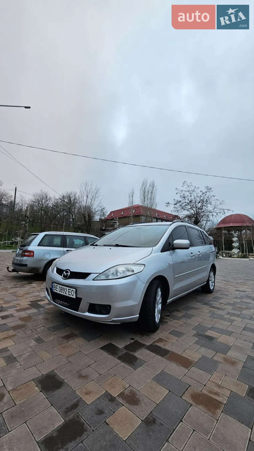 Mazda 5, 2005
