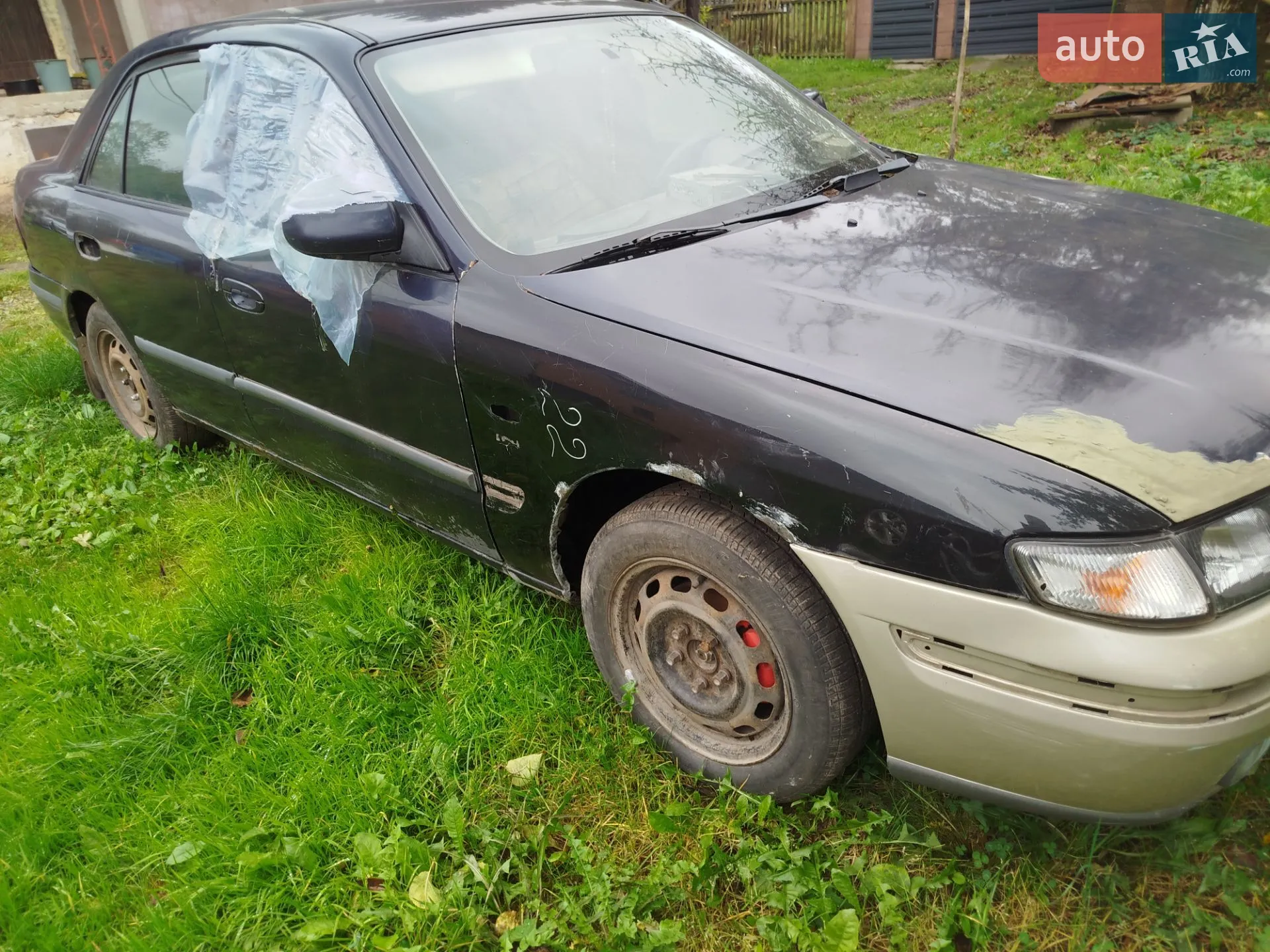 Mazda 626, 1998