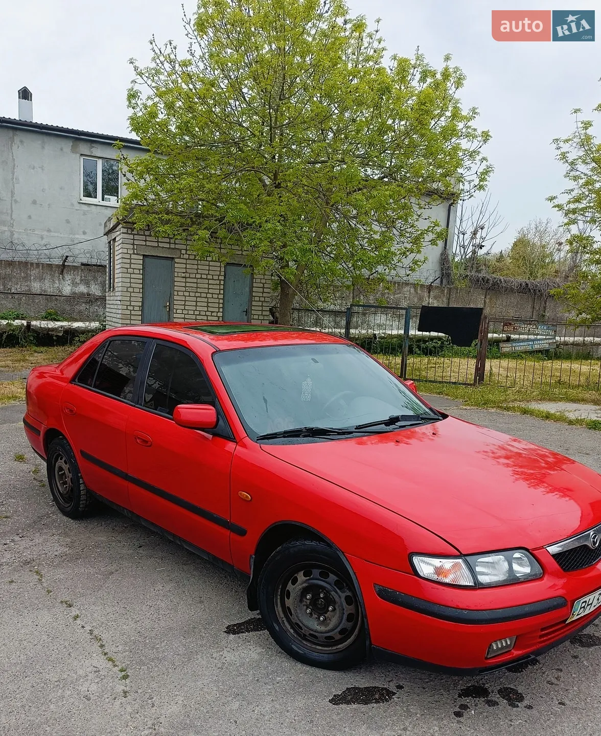 Mazda 626, 1998