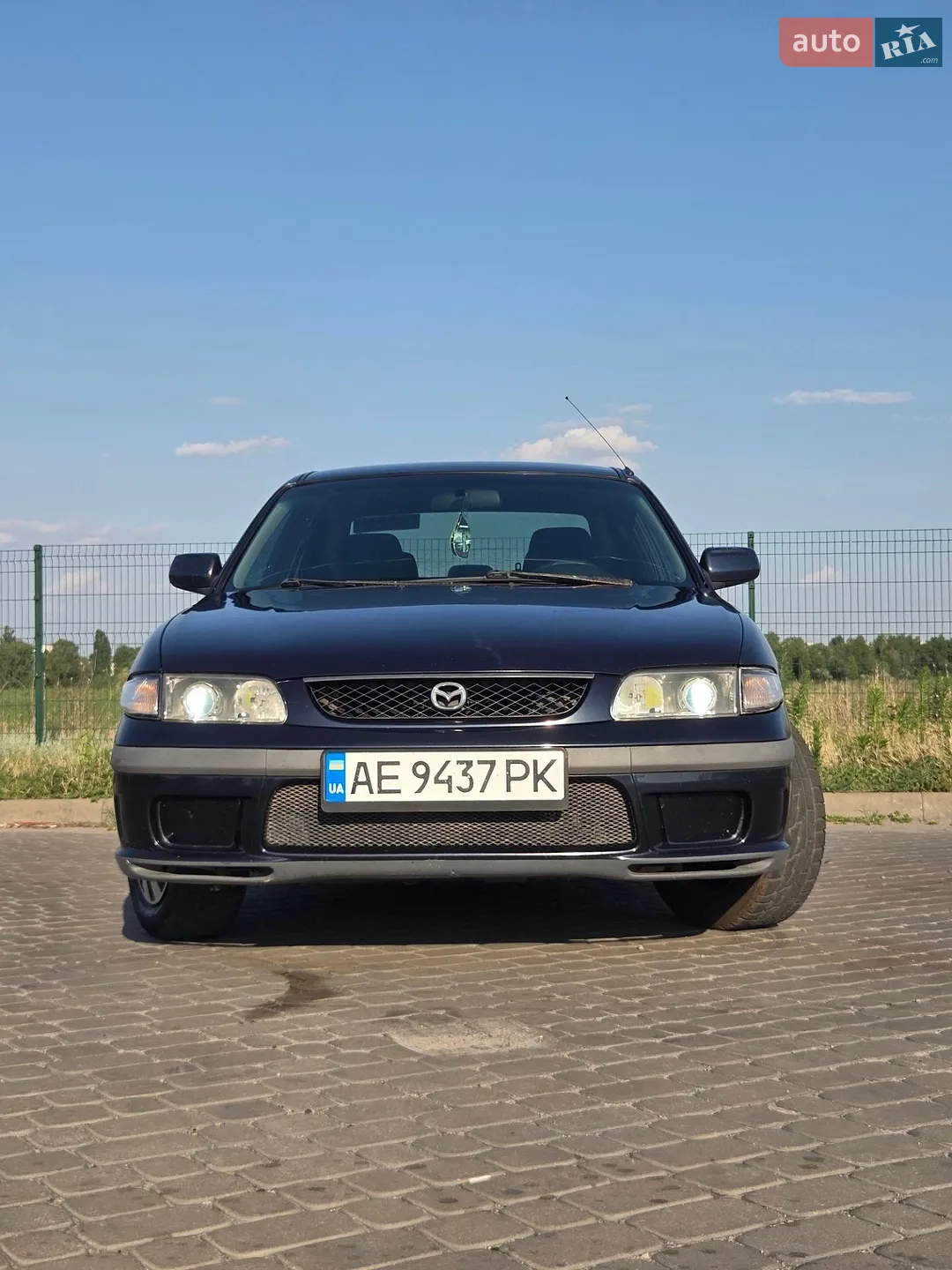 Mazda 626, 1998